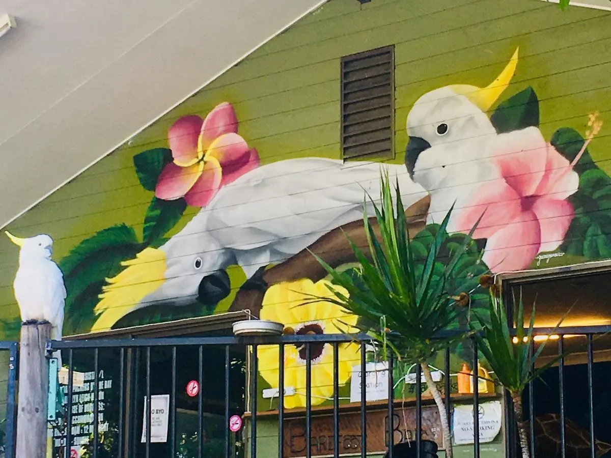 A Pousada Backpackers By The Bay Airlie Beach