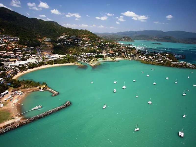 Albergue A Pousada Backpackers By The Bay Airlie Beach Austrália